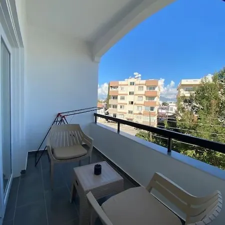 Apartman New Renovated 1 Bedroom Flat North 5a *