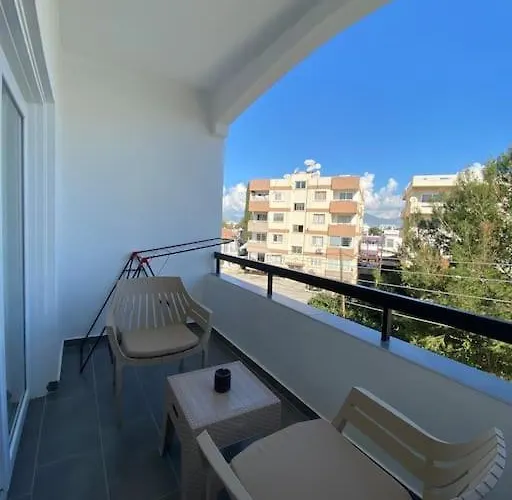 Appartement New Renovated 1 Bedroom Flat North 5a *