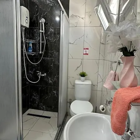 Daire New Renovated 1 Bedroom Flat North 5a *